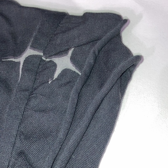 Hello kitty ruffled sleeve black t-shirt - Picture 5 of 7